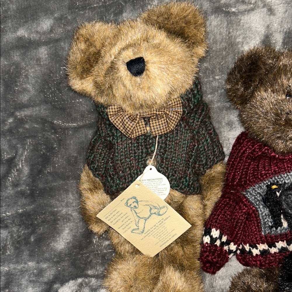 Adorable Set of 4 Boyds Bears Including a Cat Bear - Picture 2 of 5